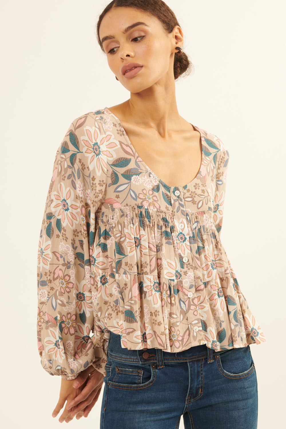 Floral Scoop Neck Blouse