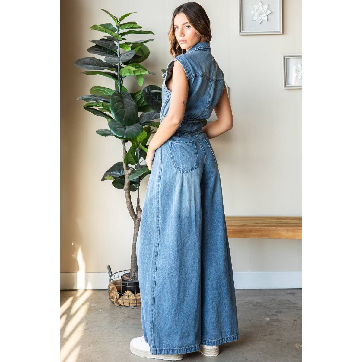 Denim Button Down Sleeveless Jumpsuit: Medium Wash / S