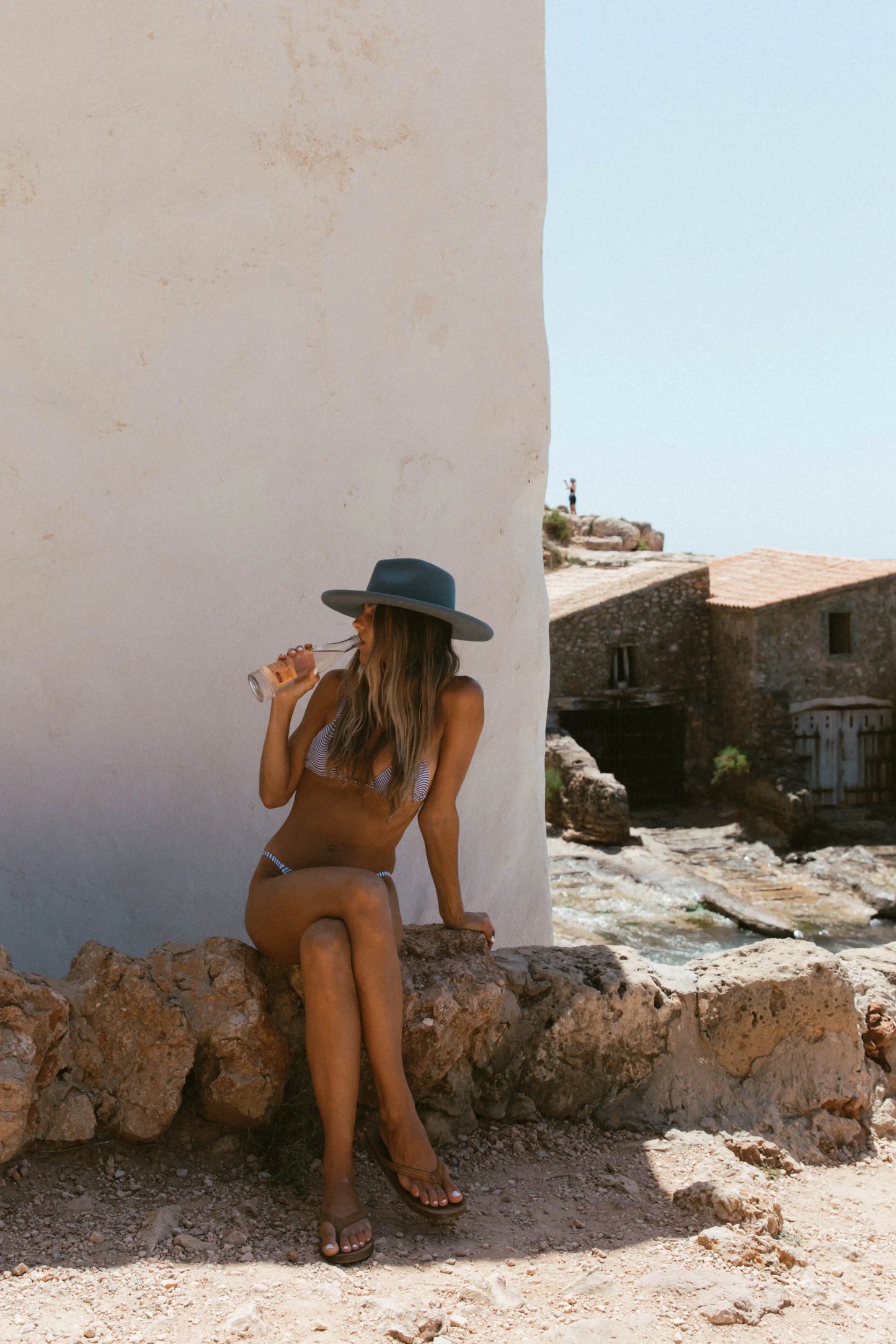 Laguna hat