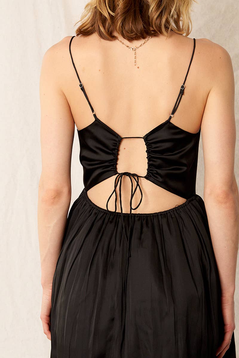 Sleeveless Cami Midi Dress: Black / M